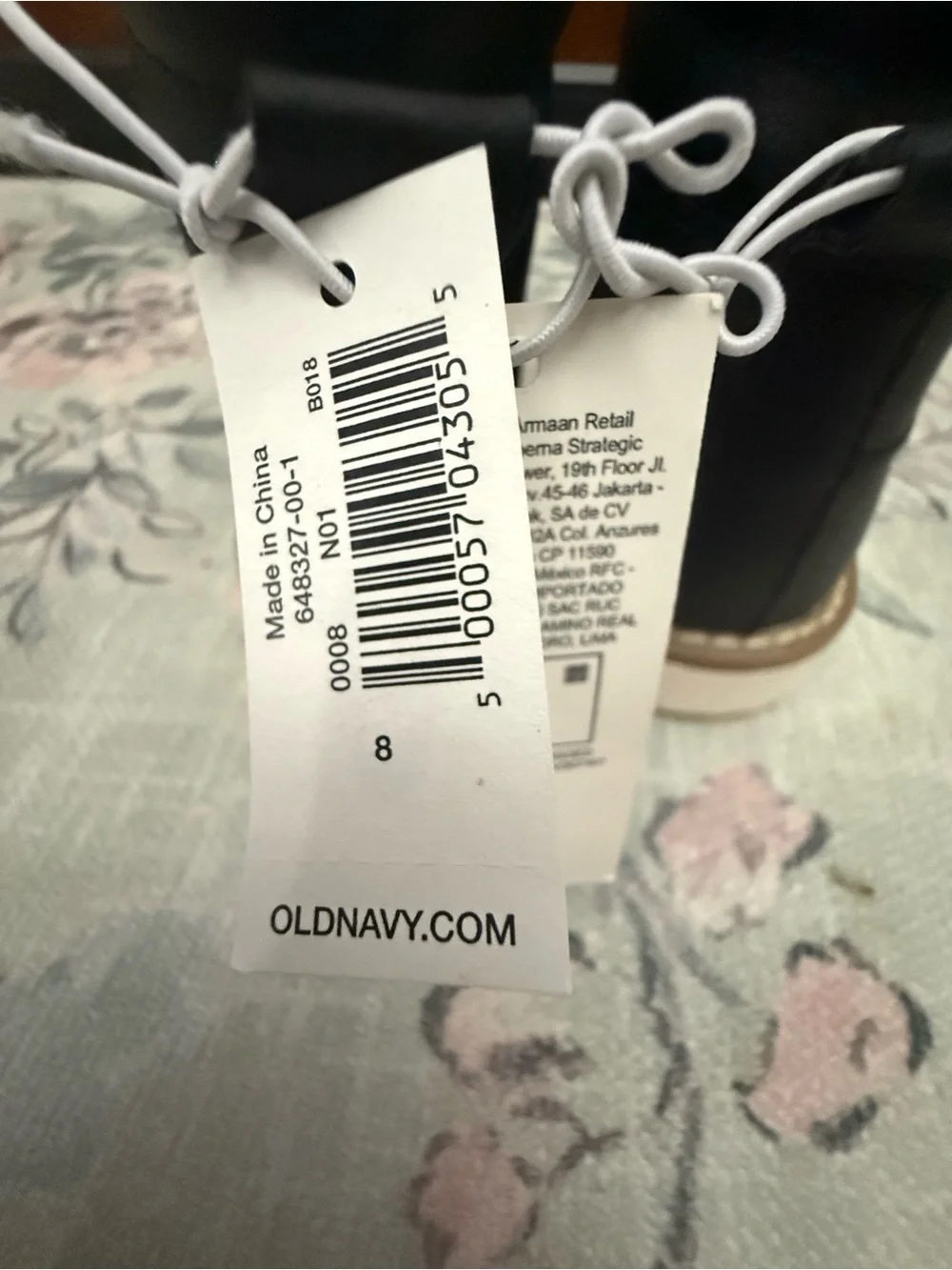 Old Navy Black Kids Faux-Leather Ankle Boots with Cream Sole